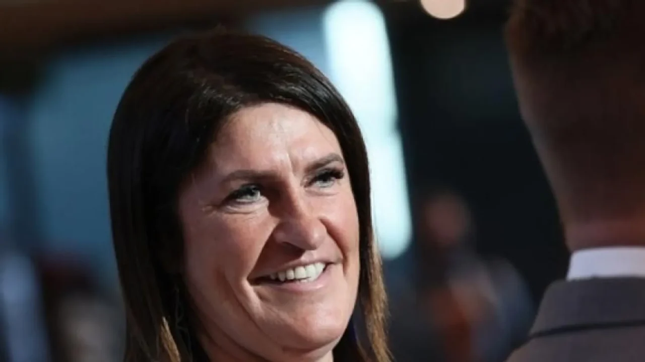 découvrez le budget mensuel de farida, institutrice à amiens, avec un revenu net de 2 150 €. analyse détaillée de ses dépenses et astuces pour bien gérer son salaire.